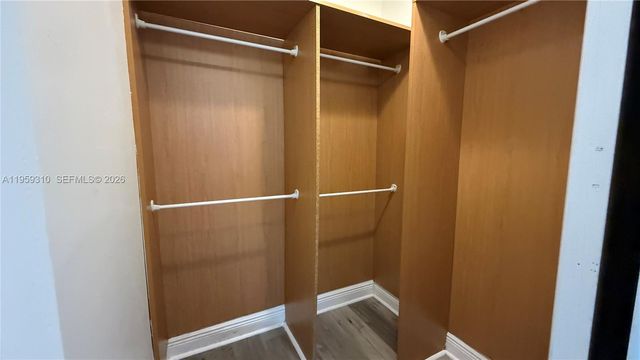 2811 NW 26th Ave 0, Oakland Park, FL 33311