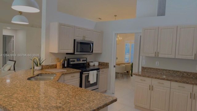 165 Cypress Trace none, Royal Palm Beach, FL 33411