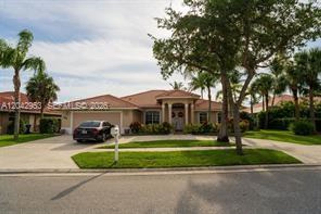 165 Cypress Trace none, Royal Palm Beach, FL 33411