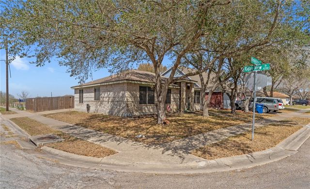 7349 Windy Ridge Dr, Corpus Christi, TX 78413