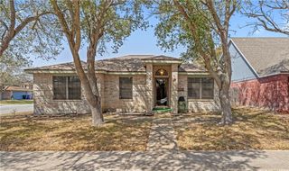 7349 Windy Ridge Dr, Corpus Christi, TX 78413