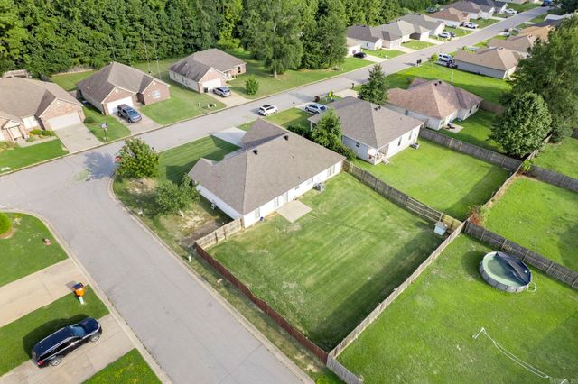 201 Pope Dr, Benton, AR 72015