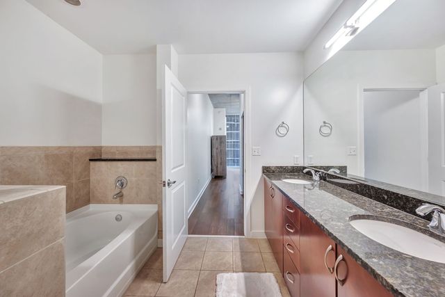 301 Demonbreun St Unit 1120, Nashville, TN 37201
