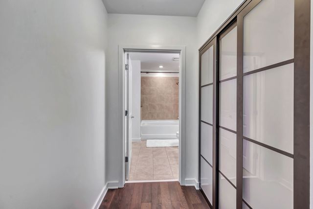 301 Demonbreun St Unit 1120, Nashville, TN 37201