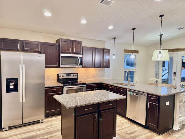 4969 Wabash Pine Ct, Pace, FL 32571
