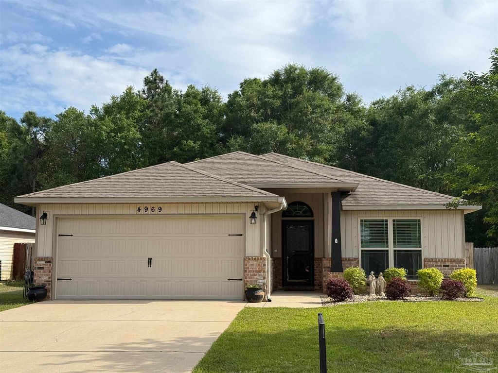 4969 Wabash Pine Ct, Pace, FL 32571