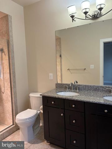 3184 YEAGER DR, Herndon, VA 20171