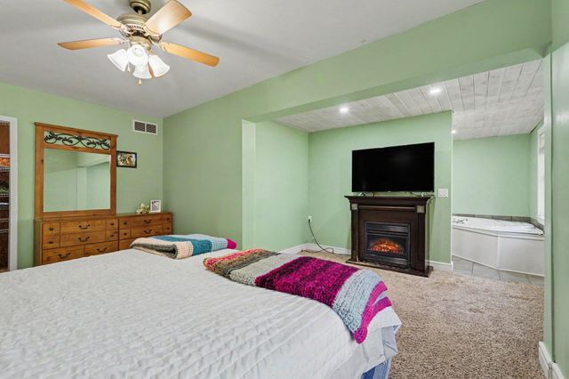 8015 Quincy Street, Zeeland, MI 49464