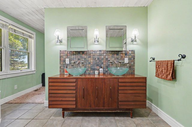 8015 Quincy Street, Zeeland, MI 49464