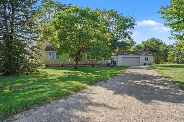 8015 Quincy Street, Zeeland, MI 49464