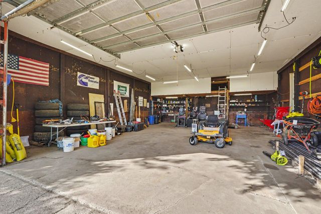 8015 Quincy Street, Zeeland, MI 49464