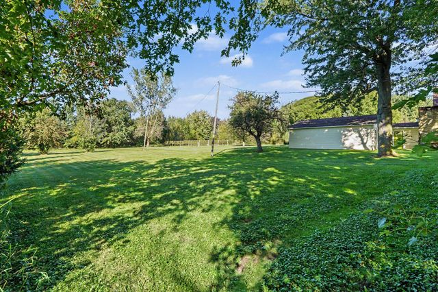 8015 Quincy Street, Zeeland, MI 49464