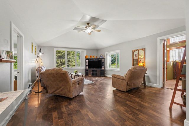 8015 Quincy Street, Zeeland, MI 49464