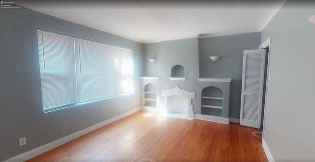 817 W 83rd Street 1N, Chicago, IL 60620