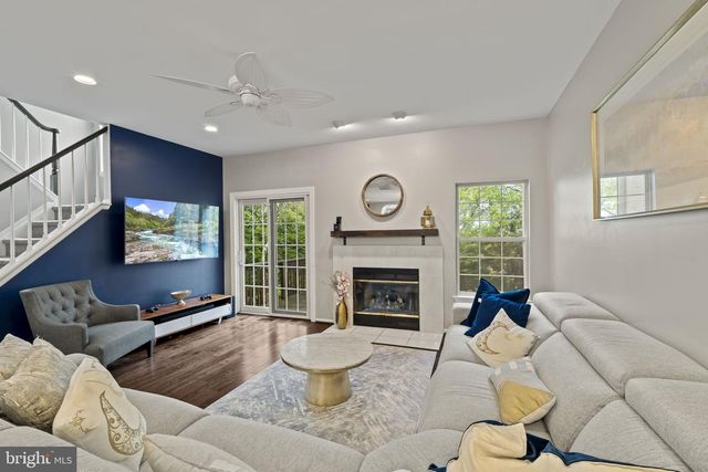 54 BUCKINGHAM PL, Cherry Hill, NJ 08003