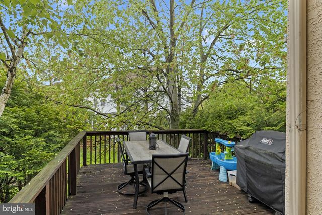 54 BUCKINGHAM PL, Cherry Hill, NJ 08003