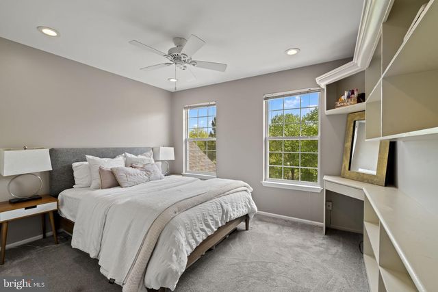 54 BUCKINGHAM PL, Cherry Hill, NJ 08003