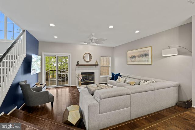 54 BUCKINGHAM PL, Cherry Hill, NJ 08003