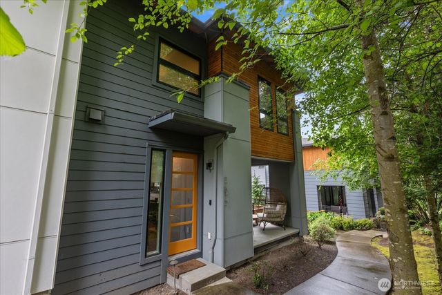 12873 SE 75th Road, Newcastle, WA 98056