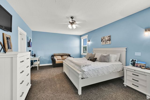 5660 S 6800 W, Hooper, UT 84315