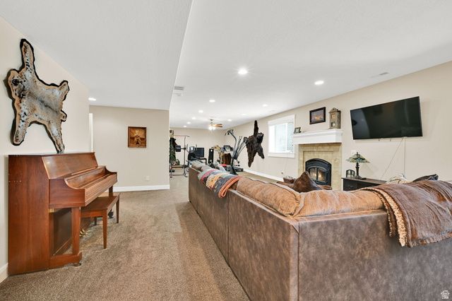 5660 S 6800 W, Hooper, UT 84315