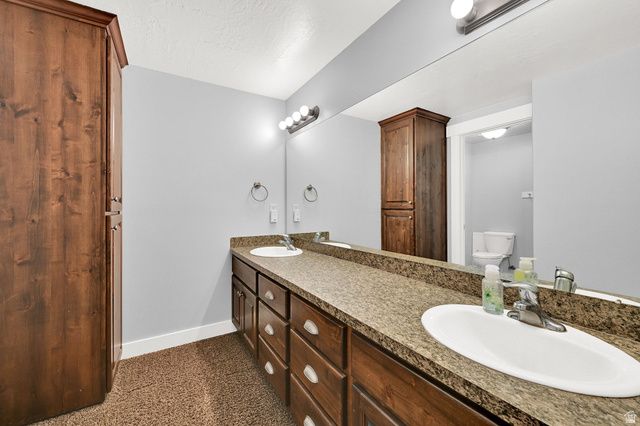 5660 S 6800 W, Hooper, UT 84315