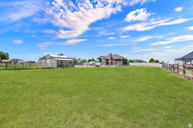 5660 S 6800 W, Hooper, UT 84315