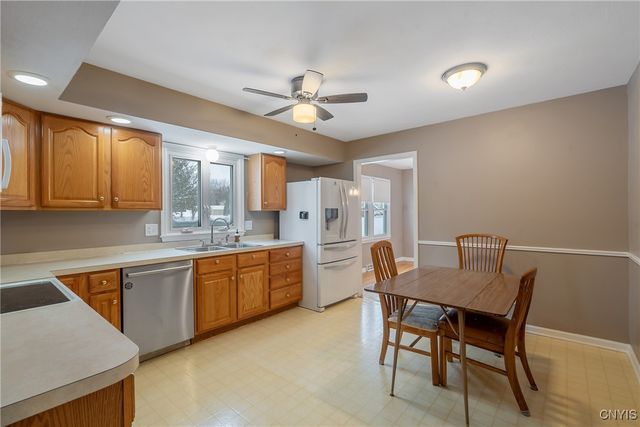 1631 South Ivy, Lysander, NY 13027