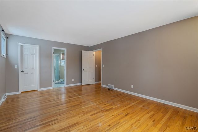 1631 South Ivy, Lysander, NY 13027