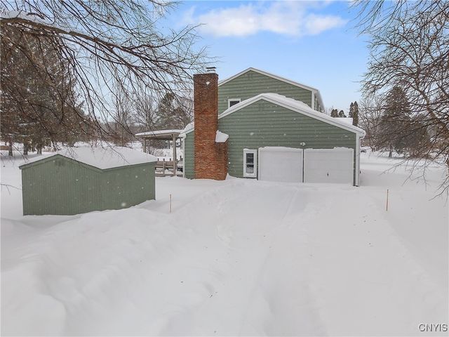 1631 South Ivy, Lysander, NY 13027