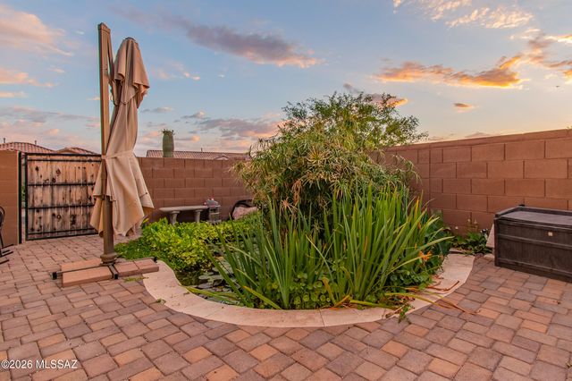 5040 W Paseo Rancho Acero, Tucson, AZ 85742