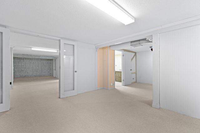 3928 Oak Park Circle SE, Rochester, MN 55904