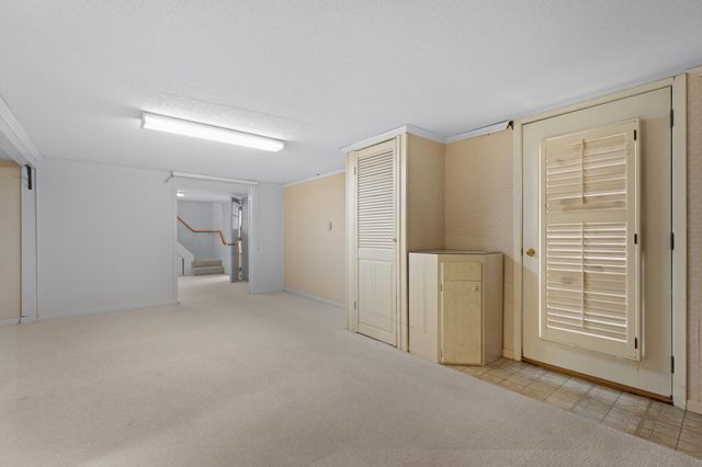 3928 Oak Park Circle SE, Rochester, MN 55904