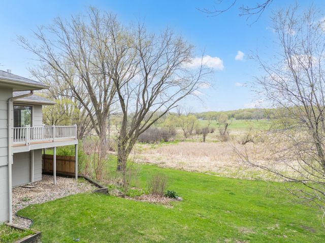 3928 Oak Park Circle SE, Rochester, MN 55904