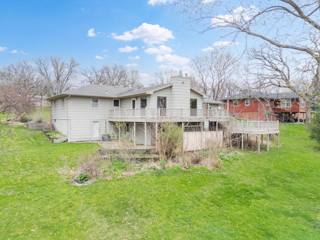 3928 Oak Park Circle SE, Rochester, MN 55904