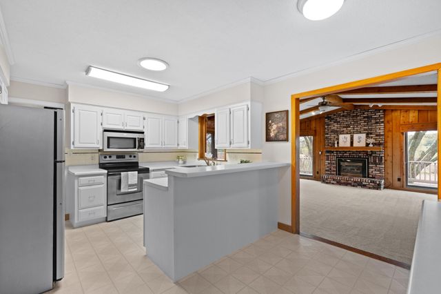 3928 Oak Park Circle SE, Rochester, MN 55904