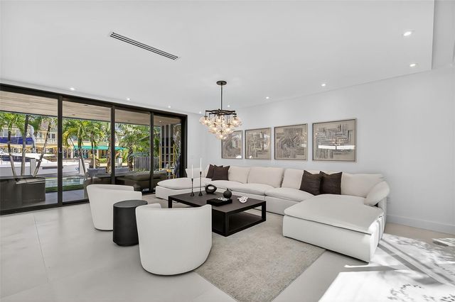 620 Solar Isle Drive, Fort Lauderdale, FL 33301