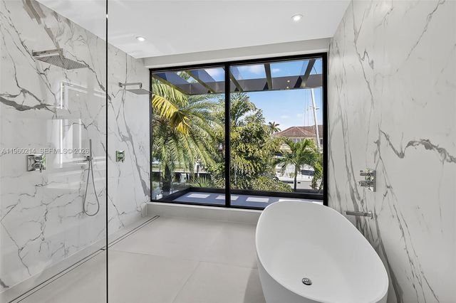 620 Solar Isle Drive, Fort Lauderdale, FL 33301