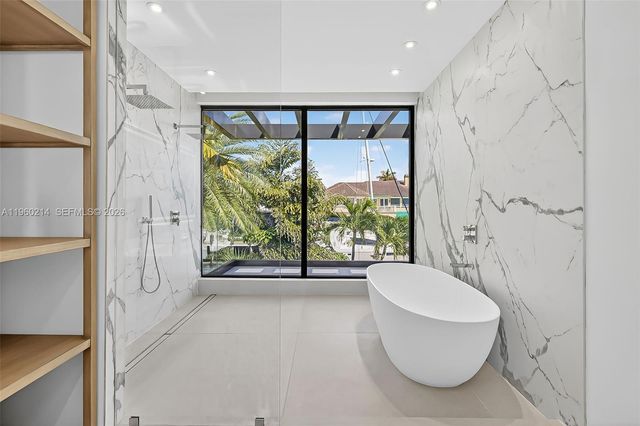 620 Solar Isle Drive, Fort Lauderdale, FL 33301