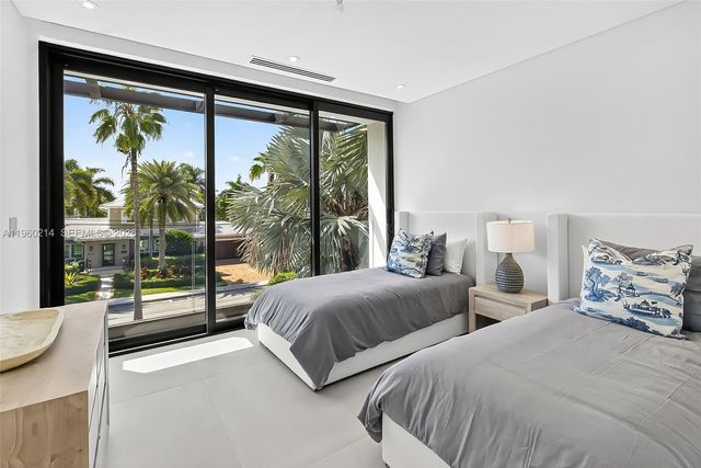 620 Solar Isle Drive, Fort Lauderdale, FL 33301