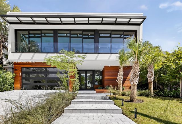 620 Solar Isle Drive, Fort Lauderdale, FL 33301