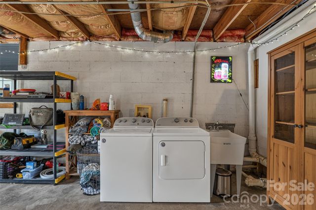 17 Azalea Road, Arden, NC 28704