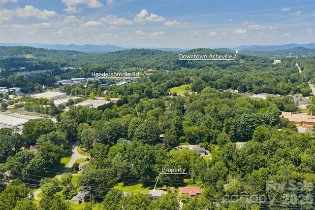 17 Azalea Road, Arden, NC 28704