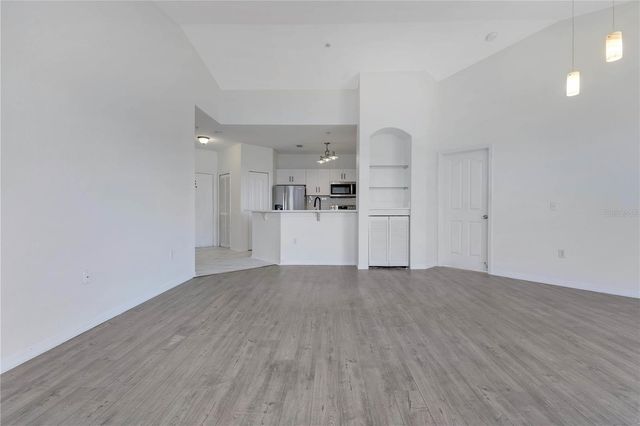 1440 LAKE SHADOW CIRCLE 8302, Maitland, FL 32751