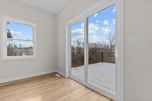 5611 N Vista Lane #5611, Janesville, WI 53548