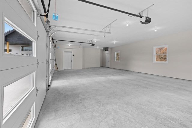 5611 N Vista Lane #5611, Janesville, WI 53548