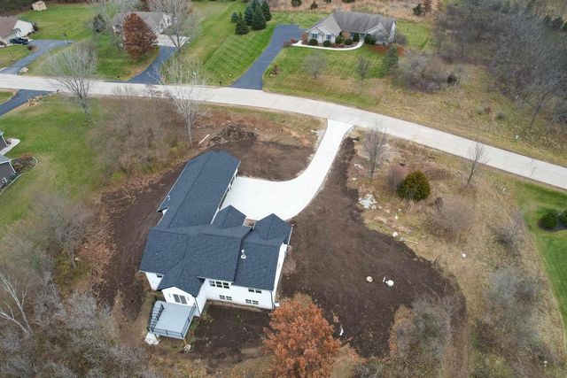 5611 N Vista Lane #5611, Janesville, WI 53548