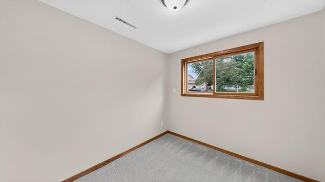 3015 4th Avenue NW, Rochester, MN 55901