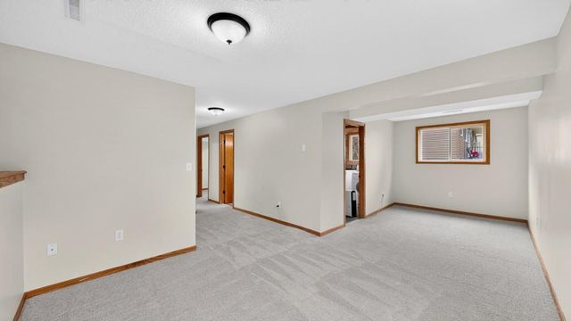 3015 4th Avenue NW, Rochester, MN 55901