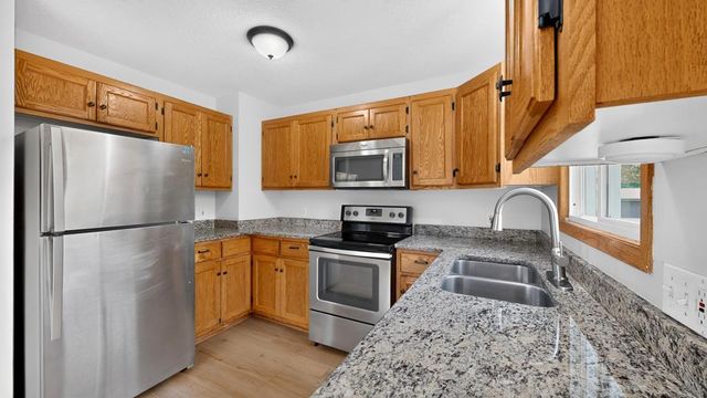 3015 4th Avenue NW, Rochester, MN 55901